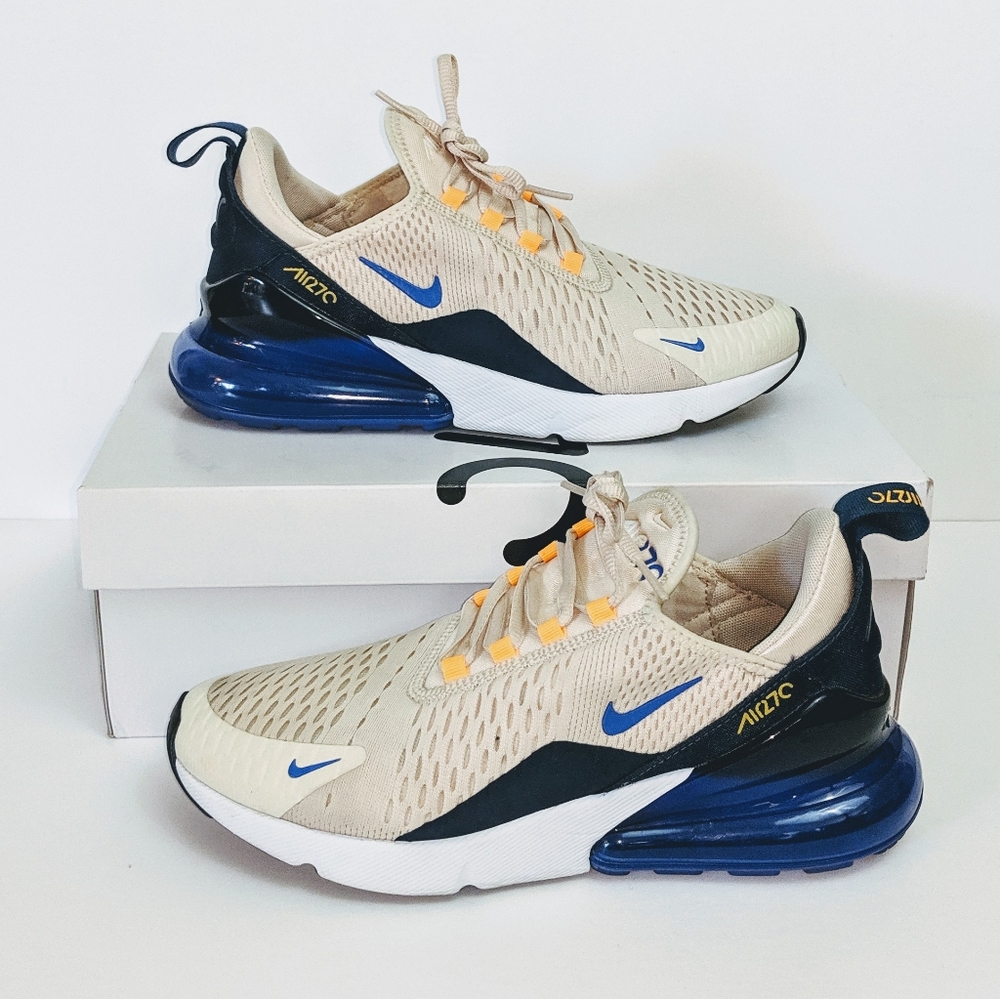 NIKE Air Max 270